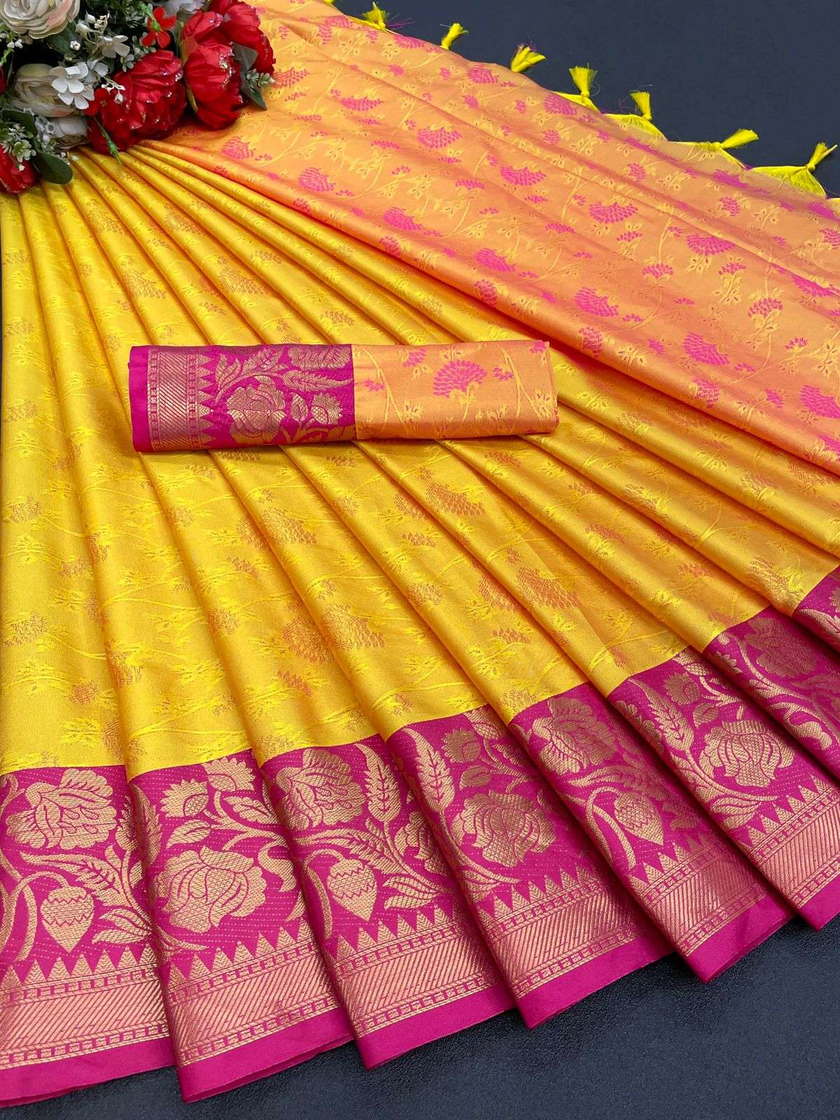 MB-3197 BY FASHID WHOLESALE 01 TO 06 SERIES INDIAN TRADITIONAL WEAR COLLECTION BEAUTIFUL STYLISH FANCY COLORFUL PARTY WEAR & OCCASIONAL WEAR PURE KANJIVARAM SILK SAREES AT WHOLESALE PRICE