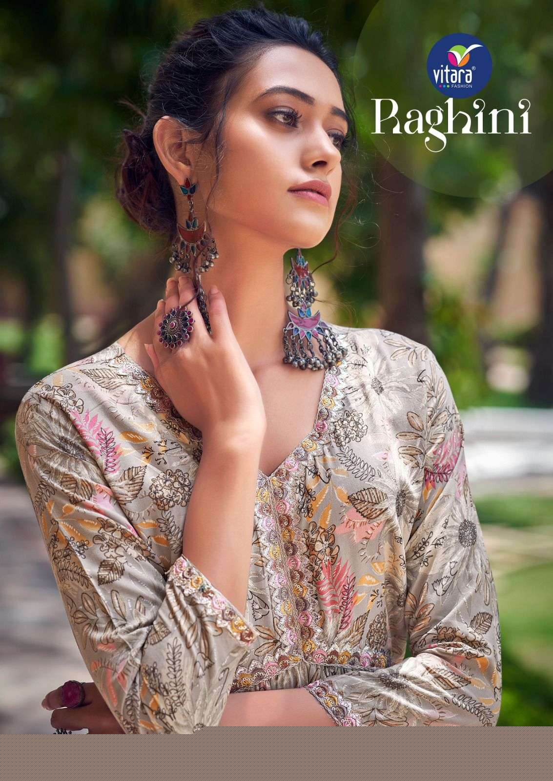 Raghini By Vitara 1001 To 1004 Series Designer Stylish Fancy Colorful Beautiful Party Wear & Ethnic Wear Collection Rayon Print Gown At Wholesale Price