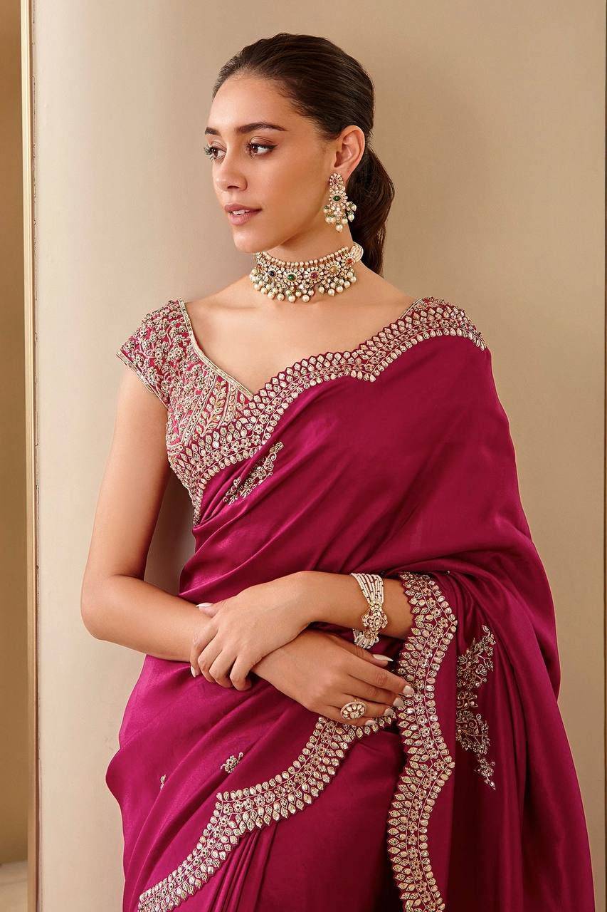 Vs-605 By Fashid Wholesale Indian Traditional Wear Collection Beautiful Stylish Fancy Colorful Party Wear & Occasional Wear Soft Vichitra Silk Sarees At Wholesale Price