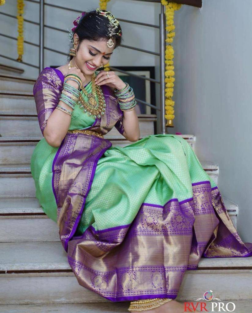 Kp-5067 By Fashid Wholesale Indian Traditional Wear Collection Beautiful Stylish Fancy Colorful Party Wear & Occasional Wear Soft Lichi Silk Sarees At Wholesale Price