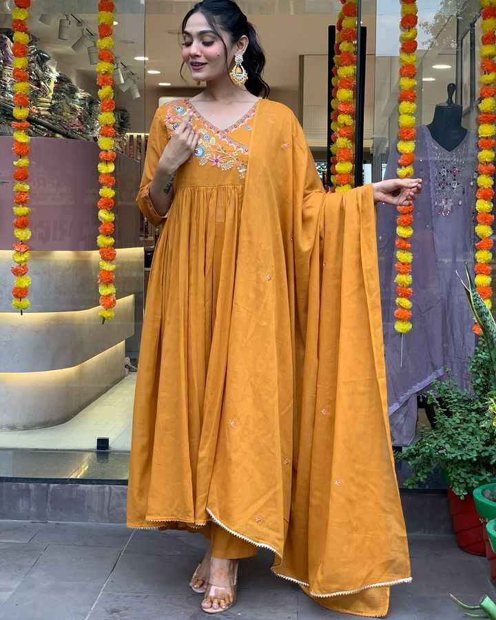 Dc-Anika By Fashid Wholesale Beautiful Stylish Festive Suits Fancy Colorful Casual Wear & Ethnic Wear & Ready To Wear Viscose Chanderi Dresses At Wholesale Price