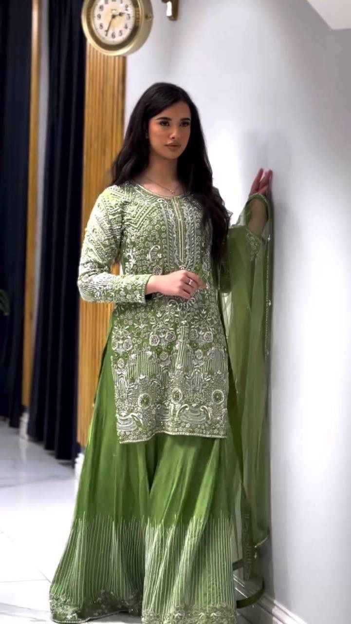 Sf-1031 By Fashid Wholesale 01 To 02 Series Beautiful Festive Suits Stylish Fancy Colorful Casual Wear & Ethnic Wear Pure Chinnon Silk Dresses At Wholesale Price