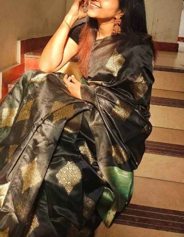 Kp-1066 By Fashid Wholesale Indian Traditional Wear Collection Beautiful Stylish Fancy Colorful Party Wear & Occasional Wear Soft Lichi Silk Saree Sarees At Wholesale Price
