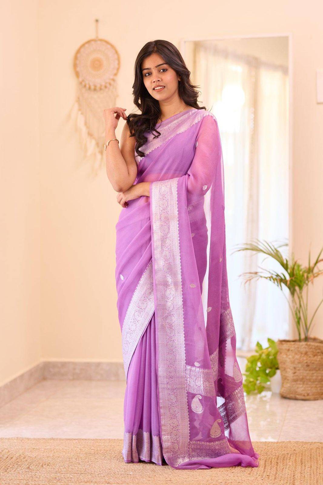 Lc-901 By Fashid Wholesale 01 To 05 Series Indian Traditional Wear Collection Beautiful Stylish Fancy Colorful Party Wear & Occasional Wear Soft Linen Sarees At Wholesale Price