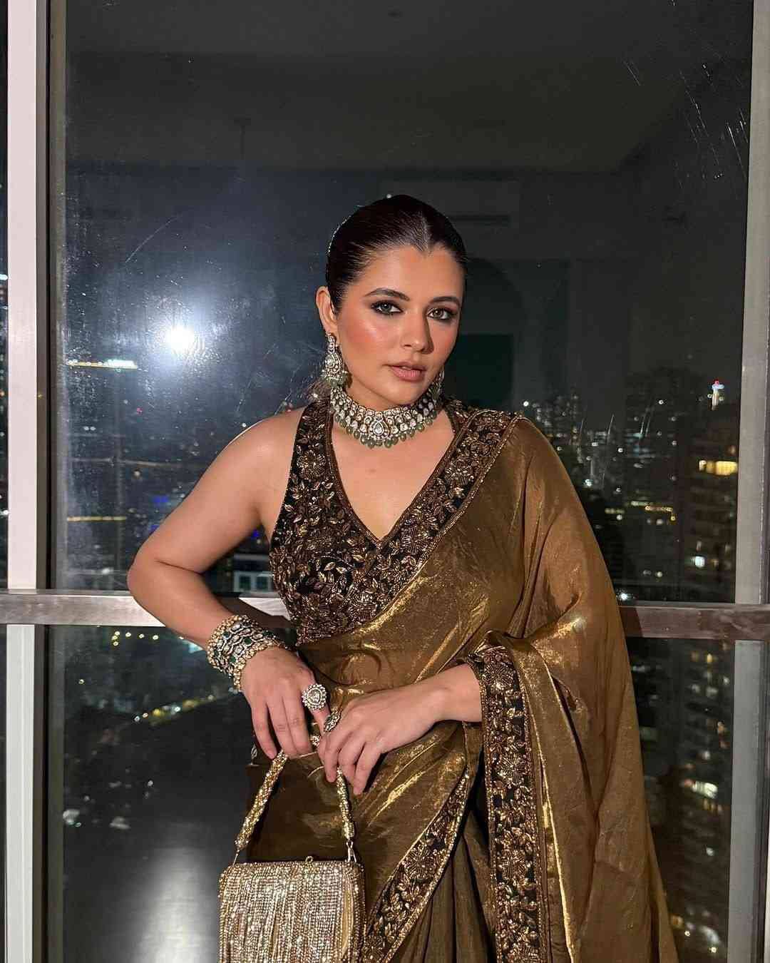 Vs-Banty Vol-2 By Fashid Wholesale Indian Traditional Wear Collection Beautiful Stylish Fancy Colorful Party Wear & Occasional Wear Jimmy Choo Sarees At Wholesale Price