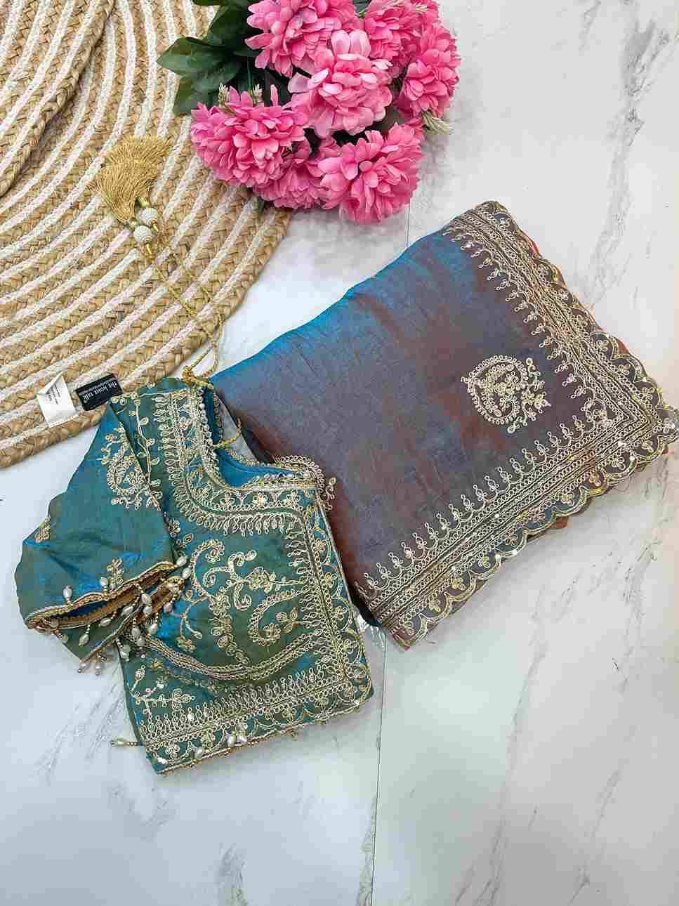 Vd-Najakat By Fashid Wholesale 01 To 03 Series Indian Traditional Wear Collection Beautiful Stylish Fancy Colorful Party Wear & Occasional Wear Pure Chiffon Sarees At Wholesale Price