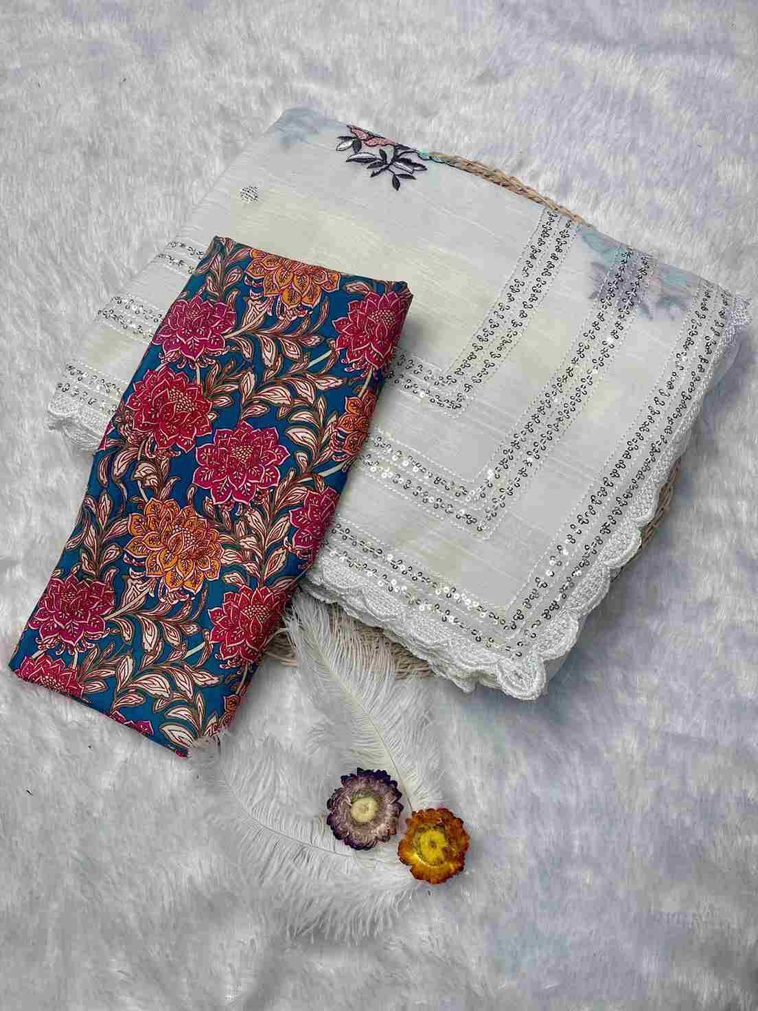 Vs-Hetshvi By Fashid Wholesale Indian Traditional Wear Collection Beautiful Stylish Fancy Colorful Party Wear & Occasional Wear Crush Organza Sarees At Wholesale Price
