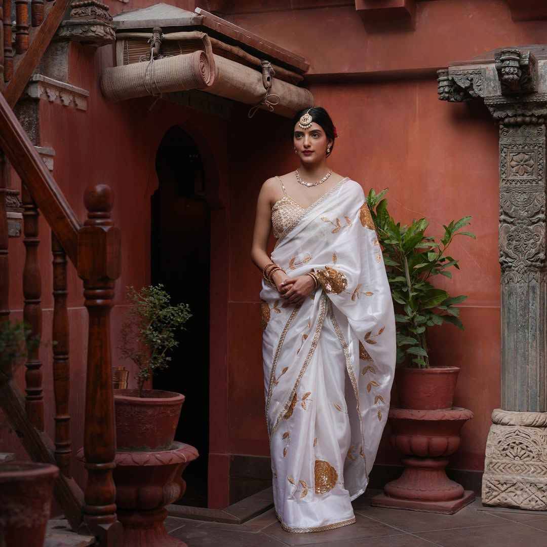 Zoya By Fashid Wholesale 01 To 05 Series Indian Traditional Wear Collection Beautiful Stylish Fancy Colorful Party Wear & Occasional Wear Georgette Sarees At Wholesale Price