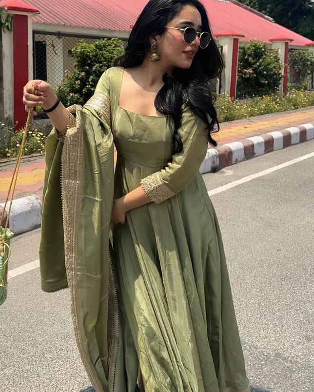 K-1522 By Fashid Wholesale Designer Stylish Fancy Colorful Beautiful Party Wear & Ethnic Wear Collection Fandy Silk Gowns At Wholesale Price