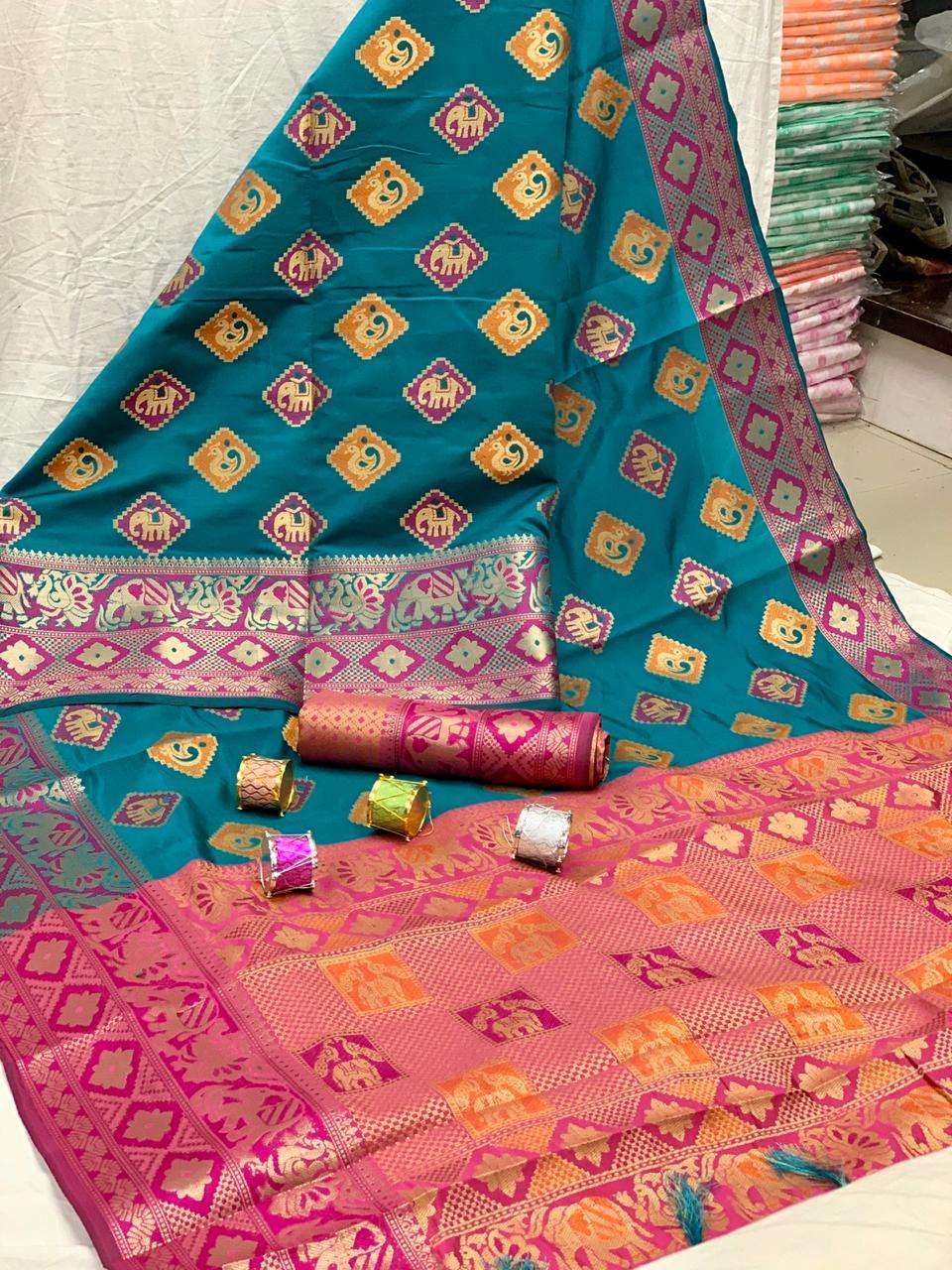 SUNNY PATOLA BY FASHID WHOLESALE 01 TO 07 SERIES INDIAN TRADITIONAL WEAR COLLECTION BEAUTIFUL STYLISH FANCY COLORFUL PARTY WEAR & OCCASIONAL WEAR LICHI SILK SAREES AT WHOLESALE PRICE