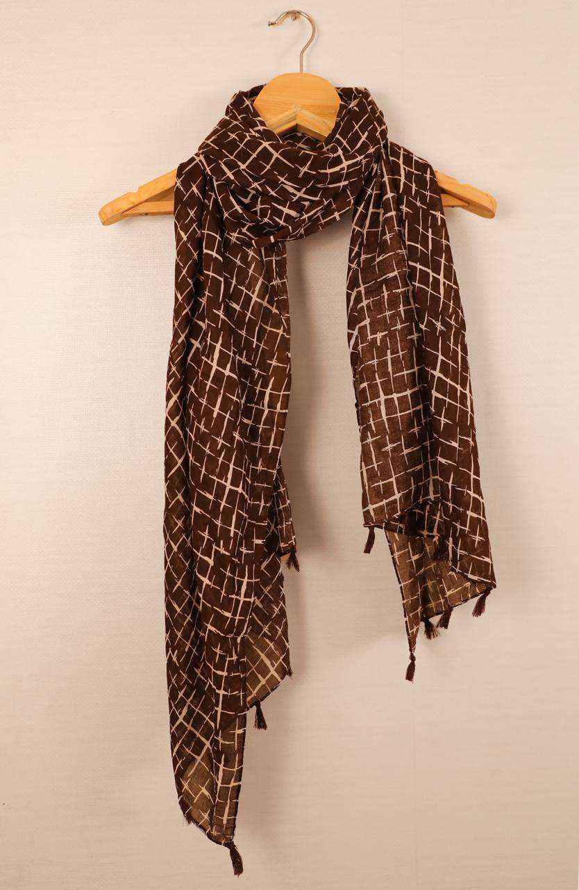 KANZ SCARF BY KAAMIRI 1001 TO 1016 SERIES DESIGNER BEAUTIFUL STYLISH FANCY COLORFUL PARTY WEAR & ETHNIC WEAR COTTON STOLES WITH TASSELS SCARF AT WHOLESALE PRICE
