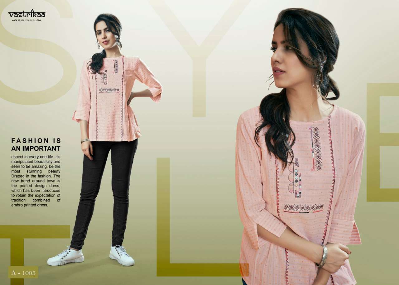 CRIMSON BY VASTRIKAA 1001 TO 1008 SERIES STYLISH FANCY BEAUTIFUL COLORFUL CASUAL WEAR & ETHNIC WEAR COTTON JACQUARD HANDLOOM KURTIS AT WHOLESALE PRICE