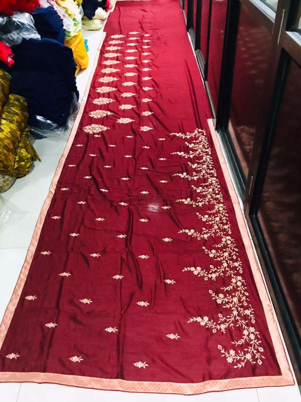 MANOHARI HIT DESIGNS BY MANOHARI INDIAN TRADITIONAL WEAR COLLECTION BEAUTIFUL STYLISH FANCY COLORFUL PARTY WEAR & OCCASIONAL WEAR VICHITRA SILK SAREES AT WHOLESALE PRICE