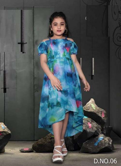 GINNI BY FASHID WHOLESALE 01 TO 06 SERIES DESIGNER BEAUTIFUL STYLISH FANCY COLORFUL PARTY WEAR & OCCASIONAL WEAR GEORGETTE KIDS GOWNS AT WHOLESALE PRICE