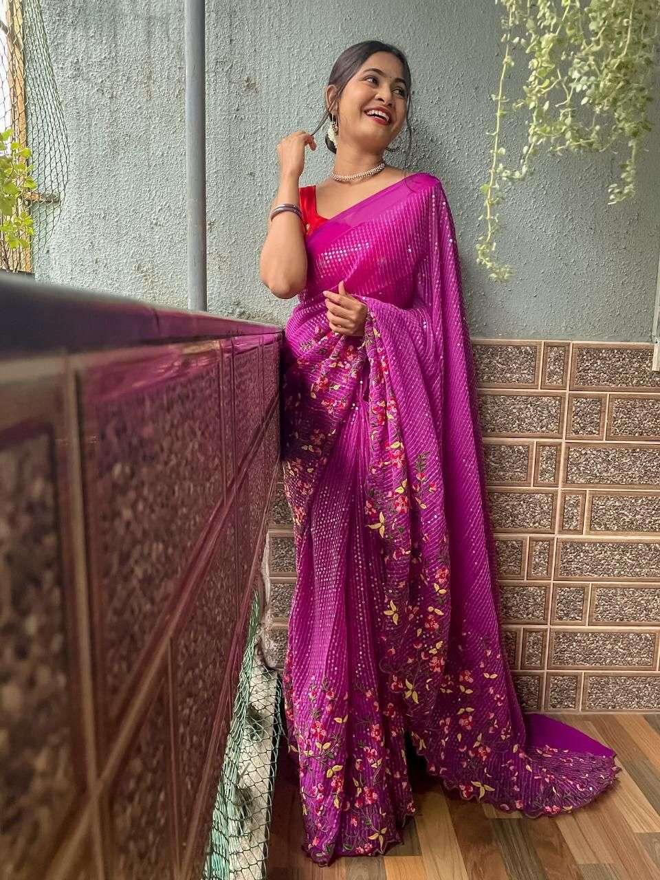 SUHANI VOL-2 BY INDO VASTRA 201 TO 211 SERIES INDIAN TRADITIONAL WEAR COLLECTION BEAUTIFUL STYLISH FANCY COLORFUL PARTY WEAR & OCCASIONAL WEAR GEORGETTE SAREES AT WHOLESALE PRICE