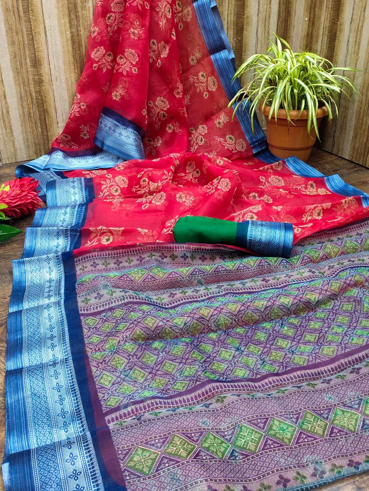 MYRA VOL-8 BY MYRA 801 TO 812 SERIES INDIAN TRADITIONAL WEAR COLLECTION BEAUTIFUL STYLISH FANCY COLORFUL PARTY WEAR & OCCASIONAL WEAR PREMIUM ORGANZA SAREES AT WHOLESALE PRICE