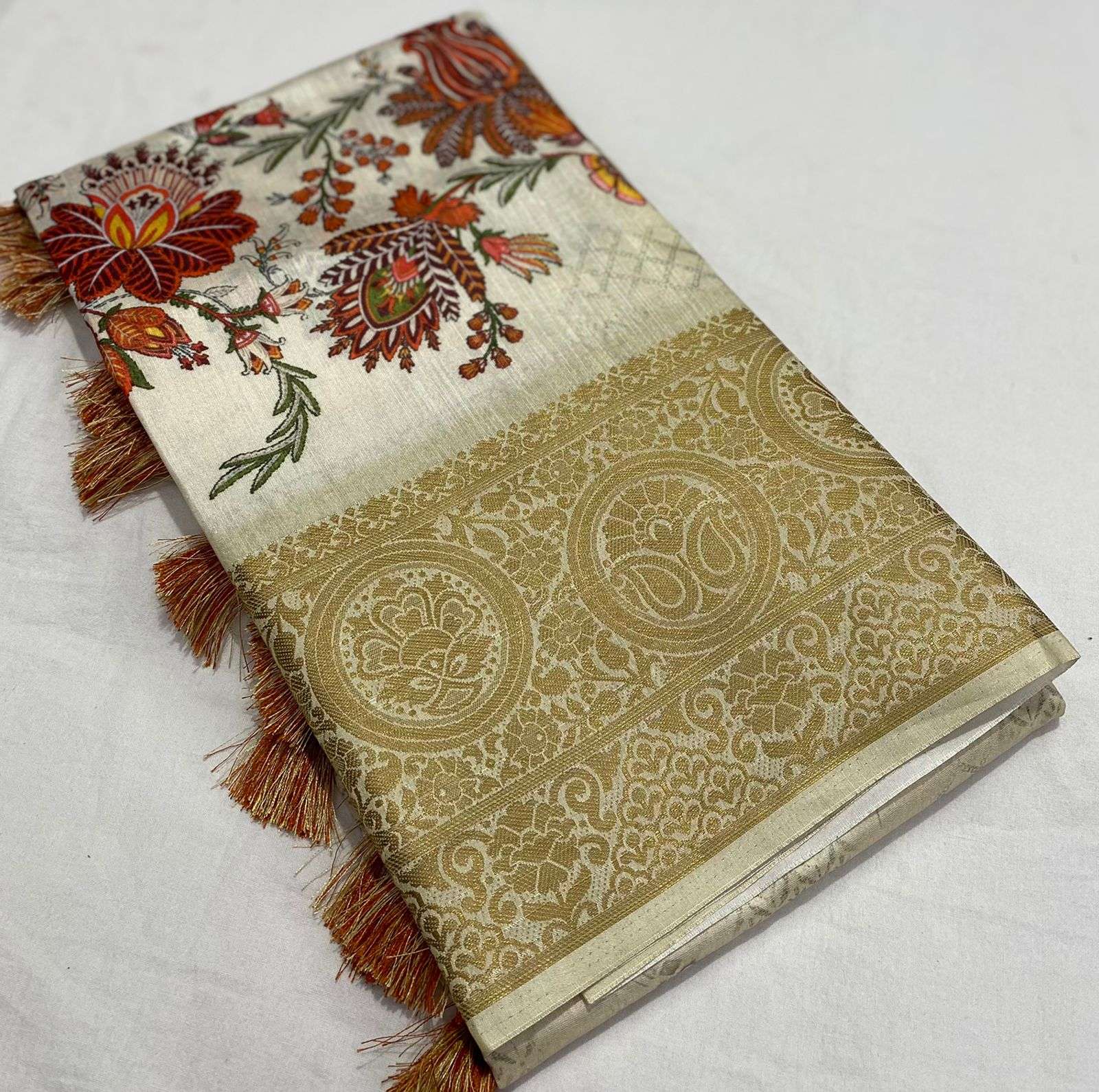 PLATINUM LINEN BY MYRA 01 TO 11 SERIES INDIAN TRADITIONAL WEAR COLLECTION BEAUTIFUL STYLISH FANCY COLORFUL PARTY WEAR & OCCASIONAL WEAR LINEN SAREES AT WHOLESALE PRICE