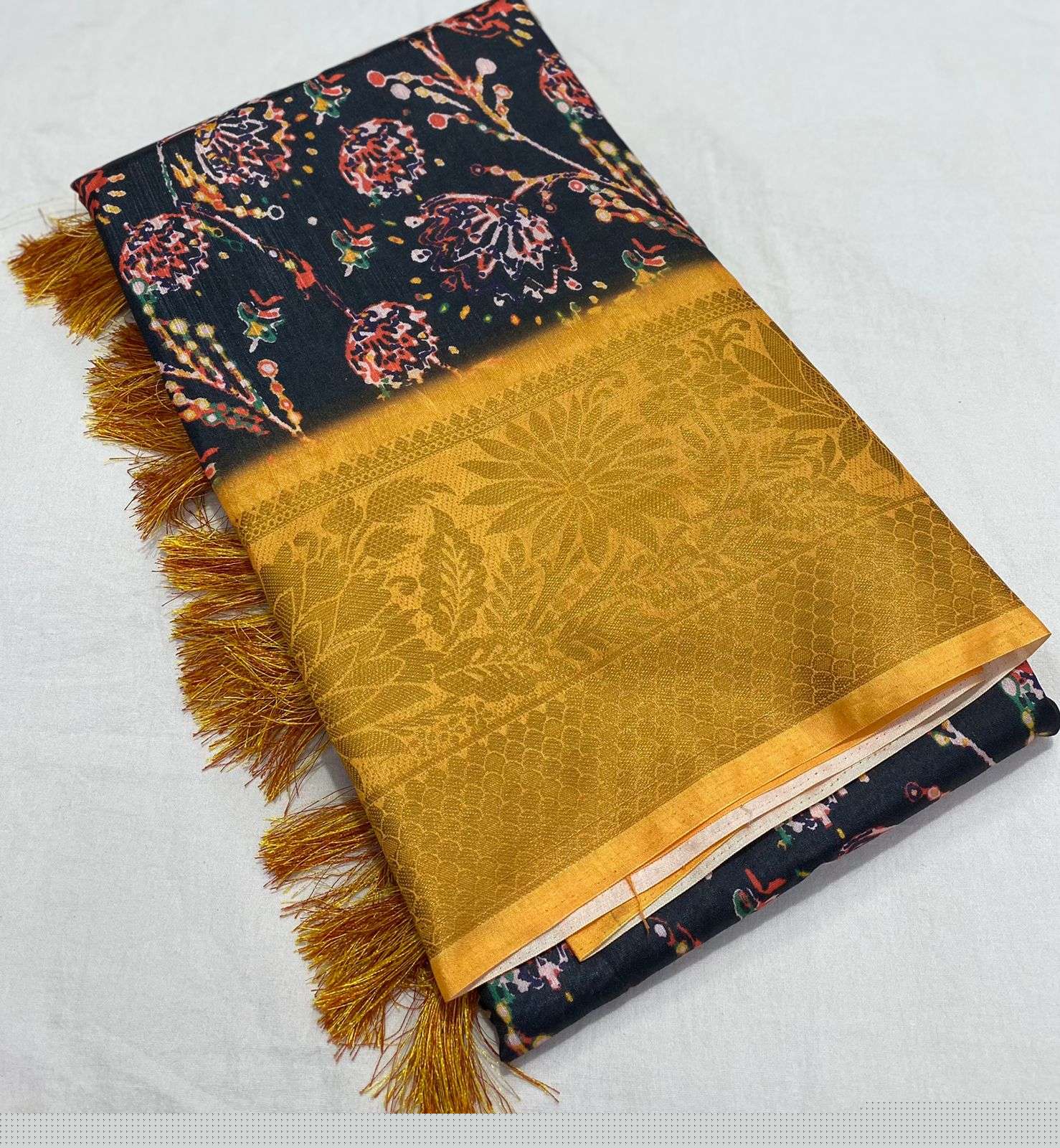 PLATINUM LINEN BY MYRA 01 TO 11 SERIES INDIAN TRADITIONAL WEAR COLLECTION BEAUTIFUL STYLISH FANCY COLORFUL PARTY WEAR & OCCASIONAL WEAR LINEN SAREES AT WHOLESALE PRICE