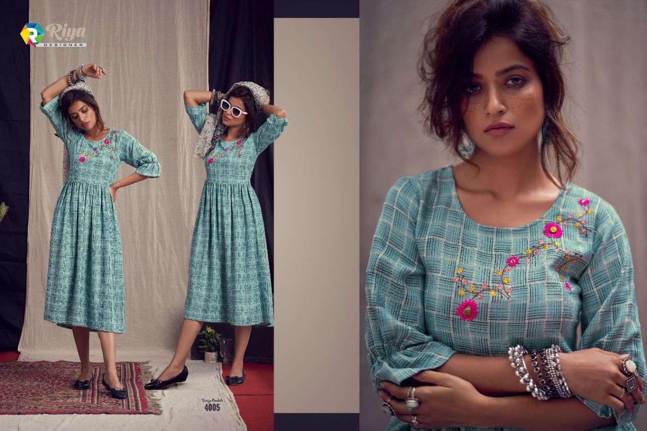 ALEXA BY RIYA DESIGNER 4001 TO 4005 SERIES BEAUTIFUL STYLISH FANCY COLORFUL CASUAL WEAR & ETHNIC WEAR HEAVY PASHMINA GOWNS AT WHOLESALE PRICE