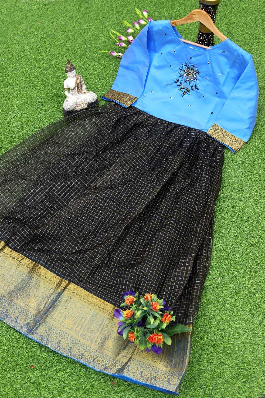 HOOR BY RAHUL NX 1001 TO 1008 SERIES BEAUTIFUL STYLISH FANCY COLORFUL CASUAL WEAR & ETHNIC WEAR PURE ORGANZA GOWNS AT WHOLESALE PRICE