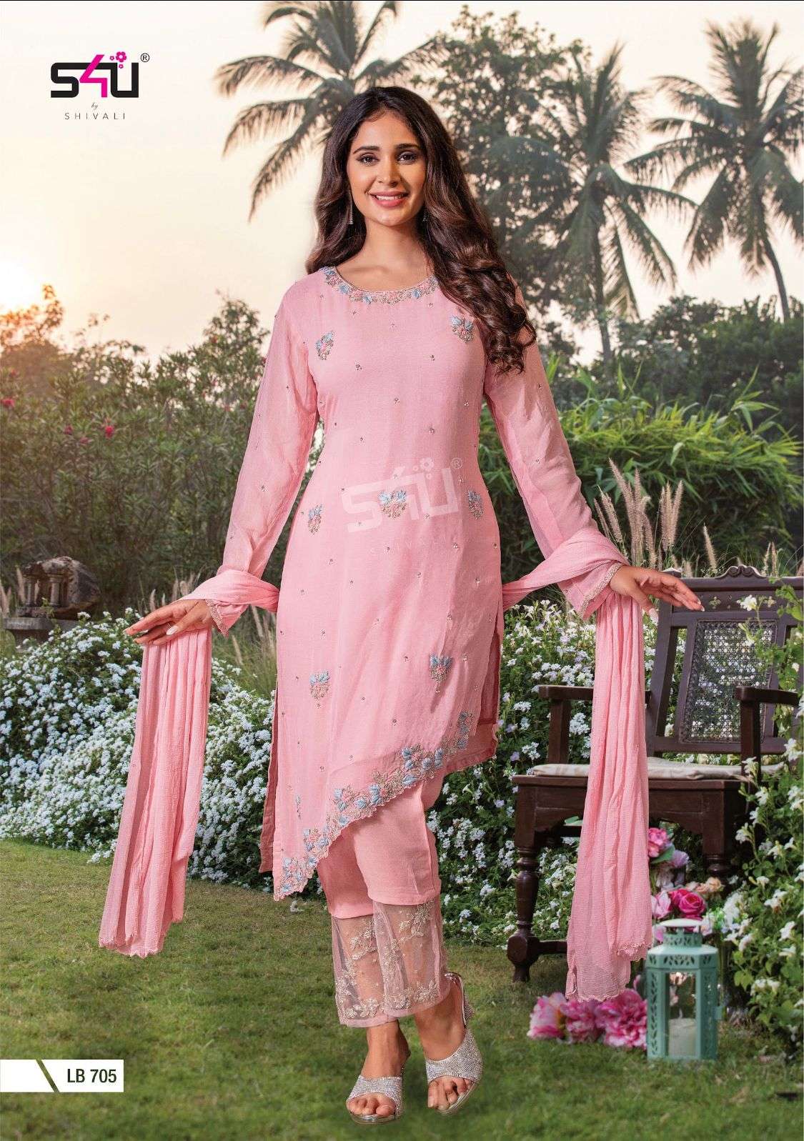 LA BELLA VOL-7 BY S4U FASHION 701 TO 705 SERIES BEAUTIFUL SUITS COLORFUL STYLISH FANCY CASUAL WEAR & ETHNIC WEAR GEORGETTE EMBROIDERED DRESSES AT WHOLESALE PRICE
