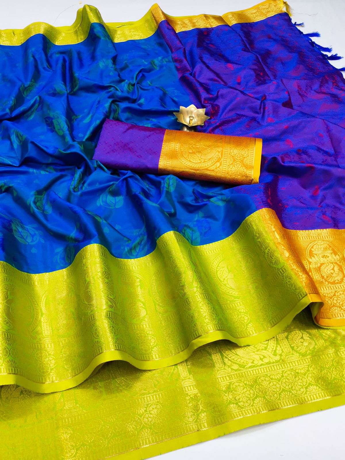 MB-3195 BY FASHID WHOLESALE 01 TO 07 SERIES INDIAN TRADITIONAL WEAR COLLECTION BEAUTIFUL STYLISH FANCY COLORFUL PARTY WEAR & OCCASIONAL WEAR SOFT KANJIVARAM JACQUARD SAREES AT WHOLESALE PRICE