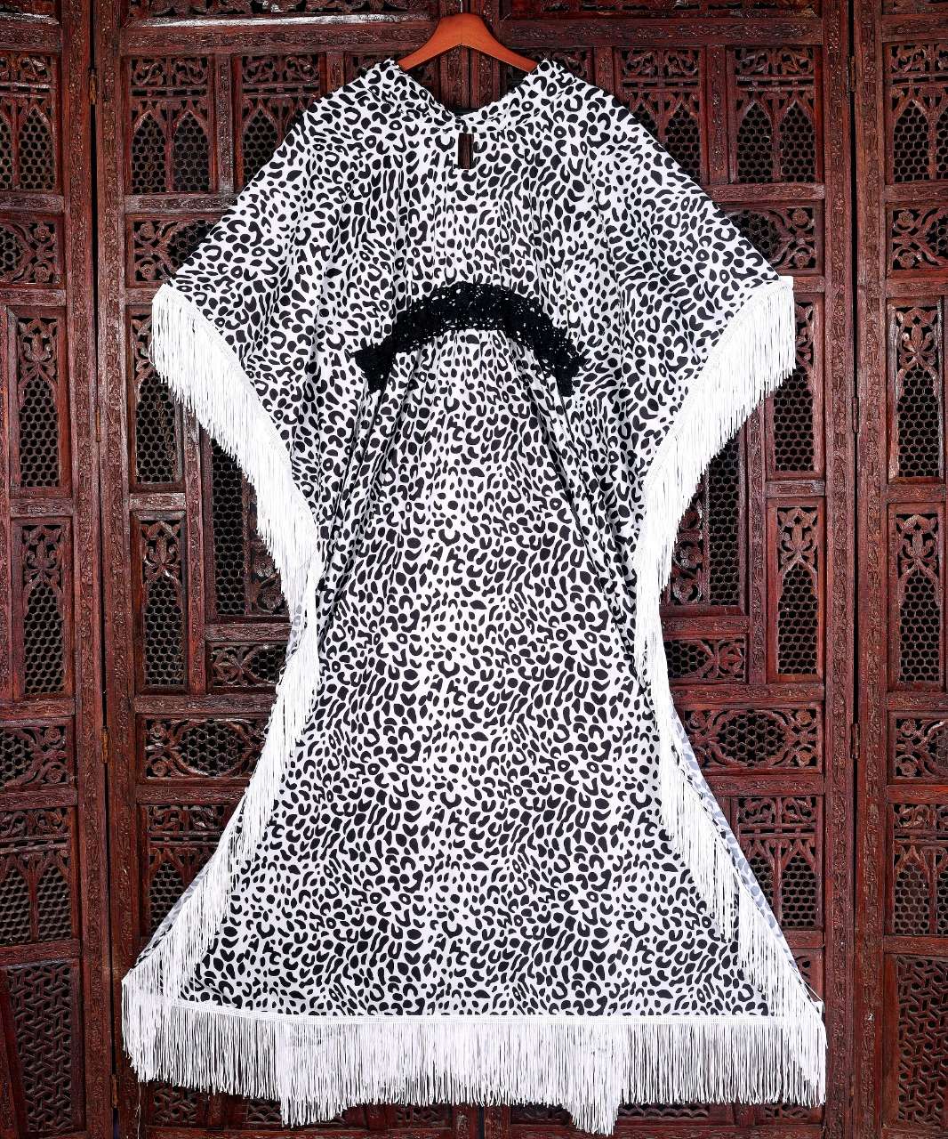 PC KAFTAN KURTI BY KAAMIRI DESIGNER WEAR COLLECTION BEAUTIFUL STYLISH FANCY COLORFUL PARTY WEAR & OCCASIONAL WEAR HEAVY BUTTER SILK KURTIS AT WHOLESALE PRICE