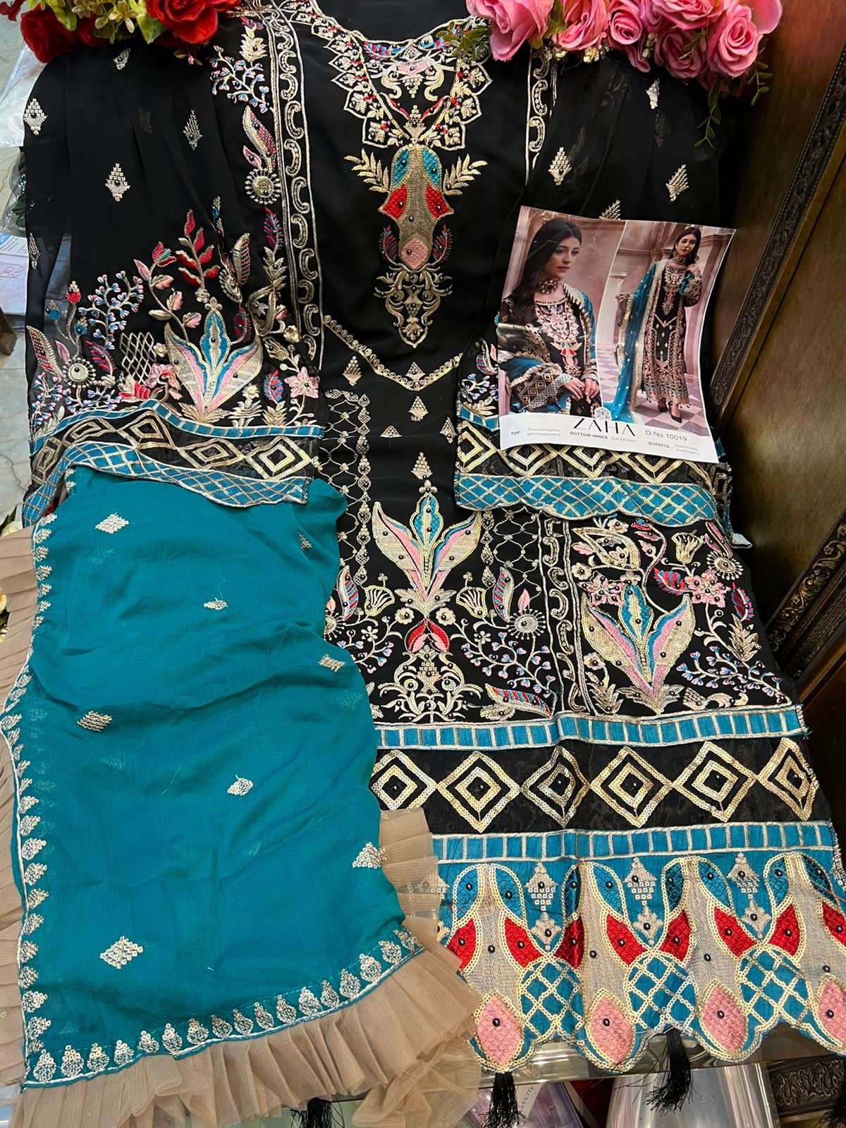 Zaha-10019 By Zaha Pakistani Suits Beautiful Fancy Colorful Stylish Party Wear & Occasional Wear Georgette Embroidery Dresses At Wholesale Price