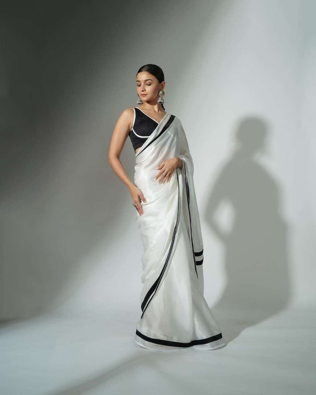 IC-10158 BY FASHID WHOLESALE INDIAN TRADITIONAL WEAR COLLECTION BEAUTIFUL STYLISH FANCY COLORFUL PARTY WEAR & OCCASIONAL WEAR FRENCH CREPE SAREES AT WHOLESALE PRICE