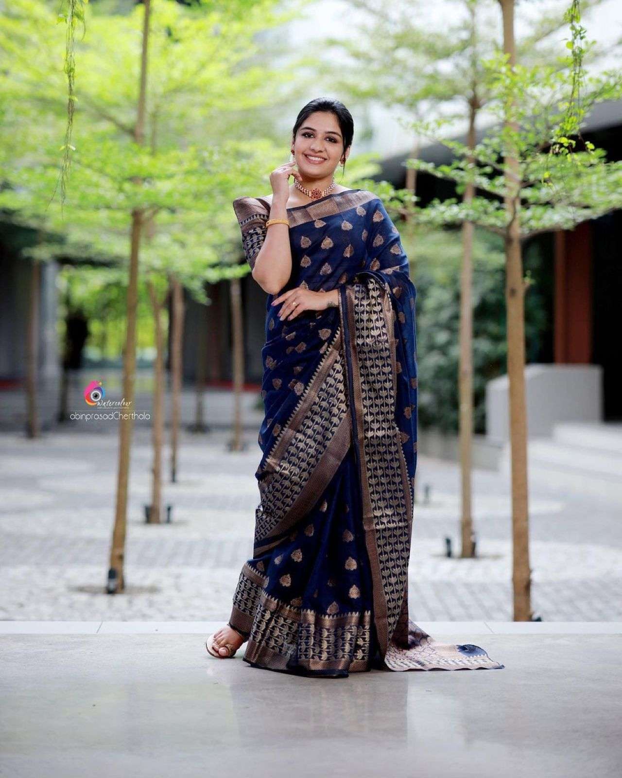 170 BY FASHID WHOLESALE INDIAN TRADITIONAL WEAR COLLECTION BEAUTIFUL STYLISH FANCY COLORFUL PARTY WEAR & OCCASIONAL WEAR SOFT LICHI SILK SAREES AT WHOLESALE PRICE
