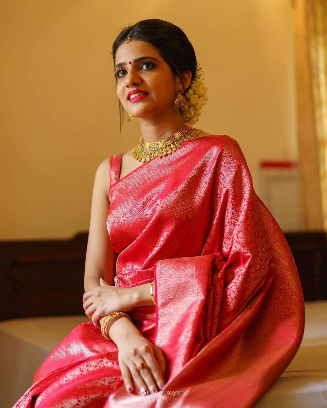 178 BY FASHID WHOLESALE INDIAN TRADITIONAL WEAR COLLECTION BEAUTIFUL STYLISH FANCY COLORFUL PARTY WEAR & OCCASIONAL WEAR SOFT LICHI SILK SAREES AT WHOLESALE PRICE