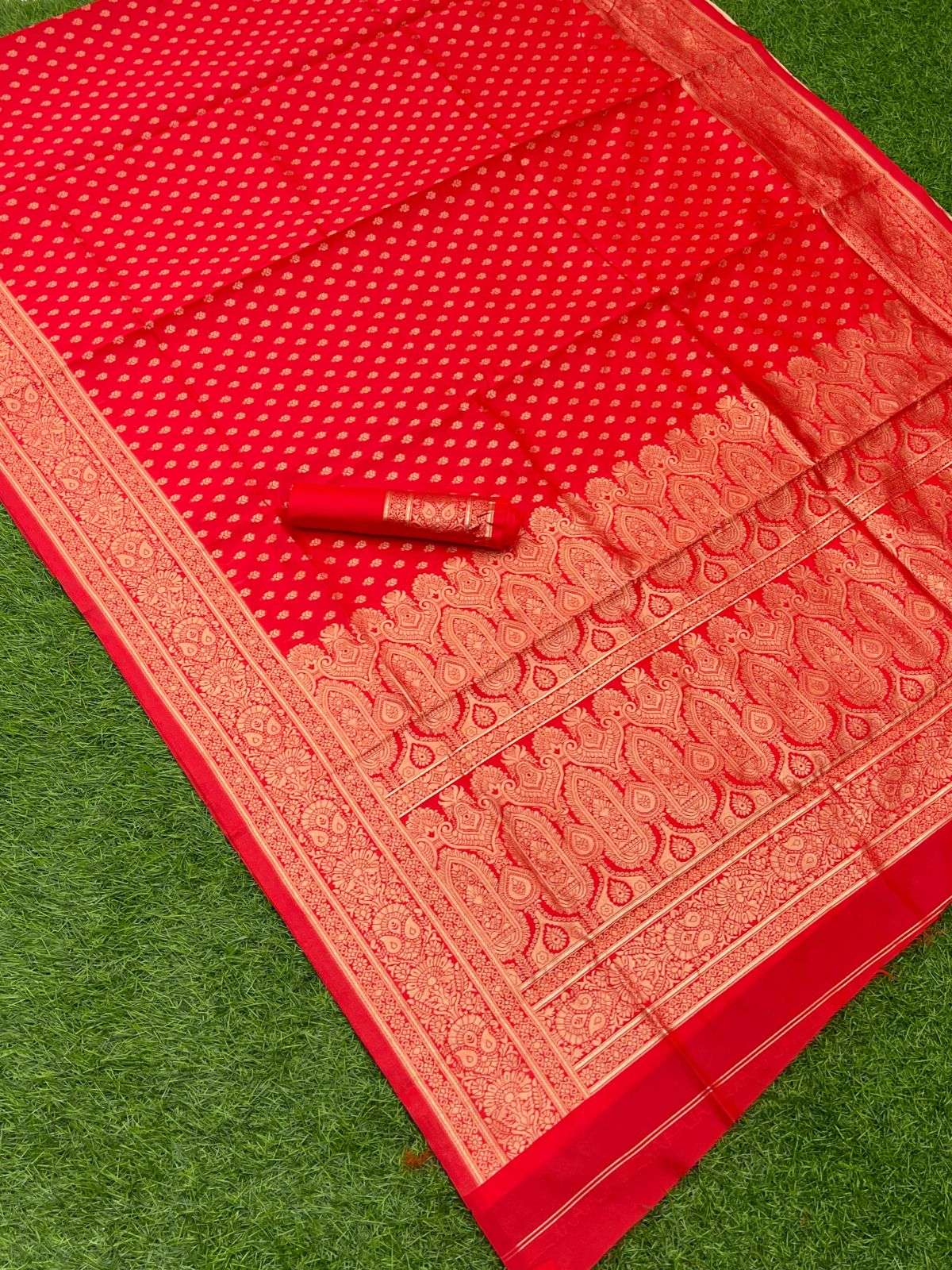 181 BY FASHID WHOLESALE INDIAN TRADITIONAL WEAR COLLECTION BEAUTIFUL STYLISH FANCY COLORFUL PARTY WEAR & OCCASIONAL WEAR SOFT BANARASI SILK SAREES AT WHOLESALE PRICE