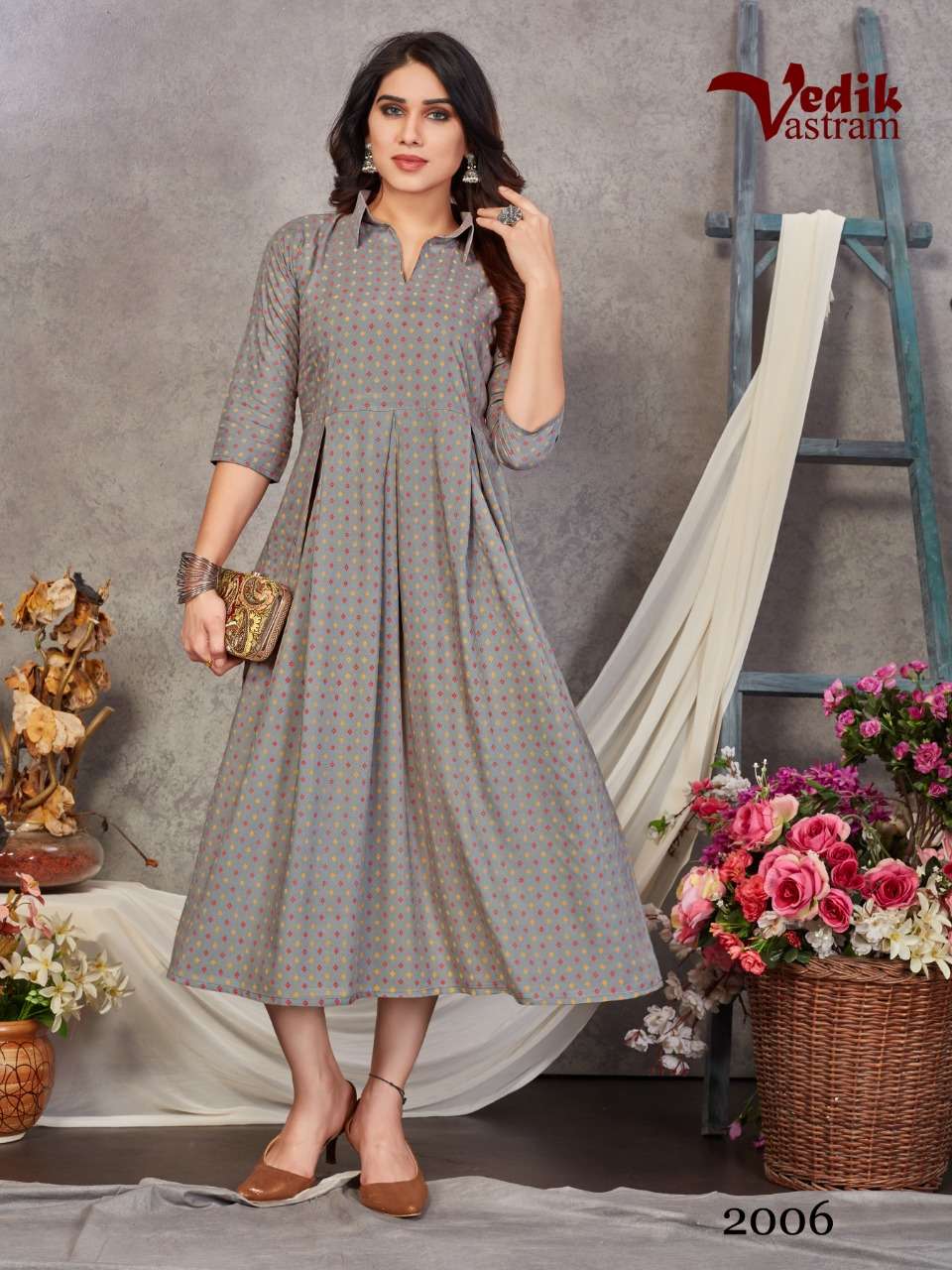 SILVER CITY BY VEDIK VASTRAM 2001 TO 2006 SERIES DESIGNER STYLISH FANCY COLORFUL BEAUTIFUL PARTY WEAR & ETHNIC WEAR COLLECTION RAYON GOLD PRINT KURTIS AT WHOLESALE PRICE