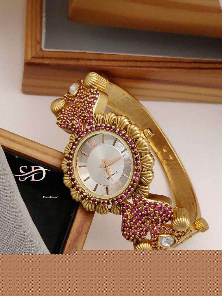 ANTIQUE WATCH BY FASHID WHOLESALE TRADITIONAL ARTIFICIAL JEWELLERY FOR INDIAN ATTIRE AT EXCLUSIVE RANGE.