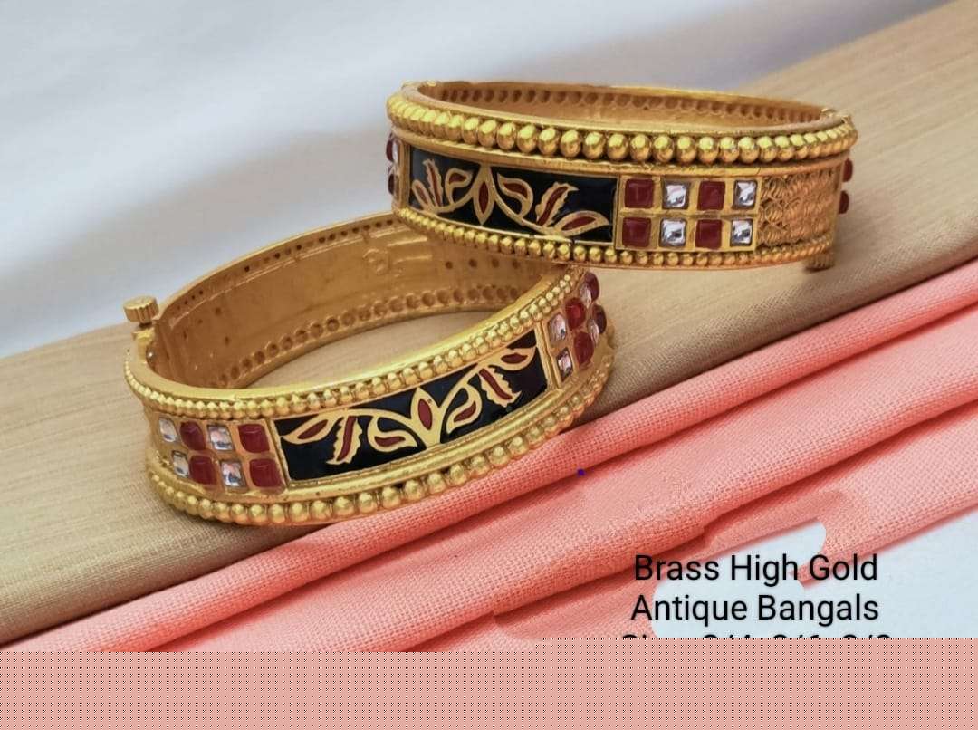 ANTIQUE BANGALS BY FASHID WHOLESALE TRADITIONAL ARTIFICIAL JEWELLERY FOR INDIAN ATTIRE AT EXCLUSIVE RANGE.