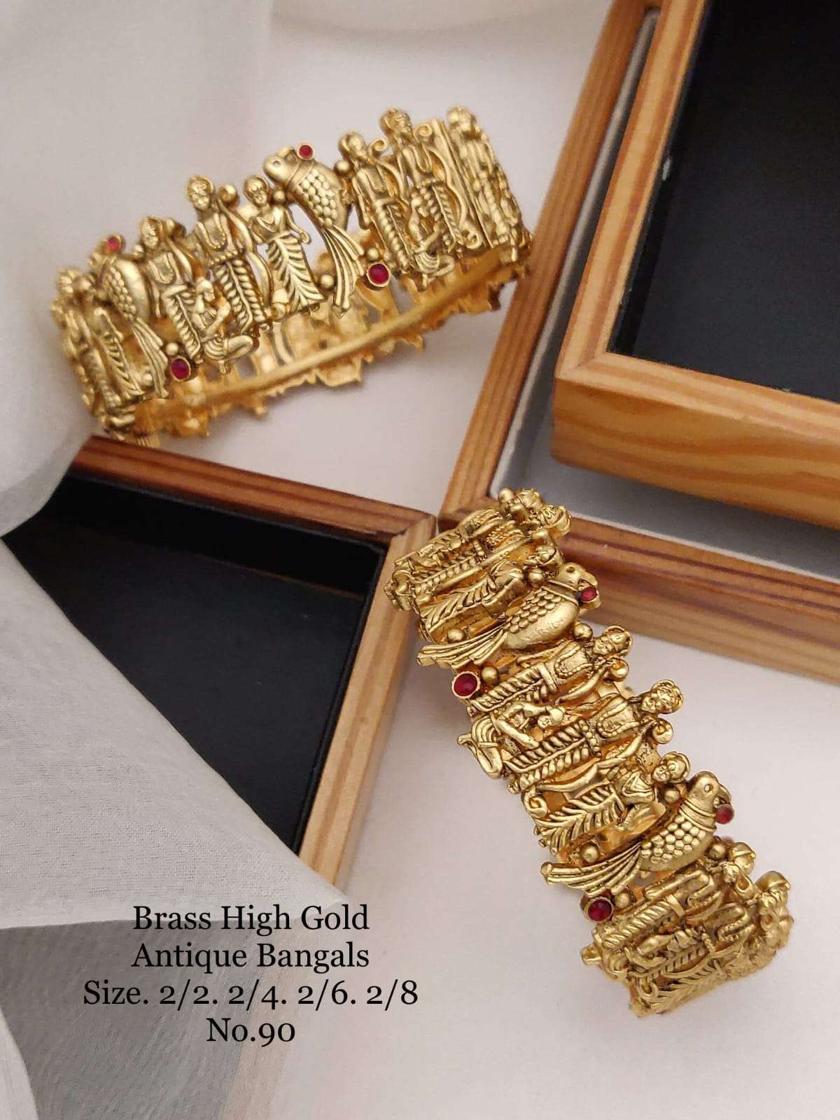 ANTIQUE BANGALS BY FASHID WHOLESALE TRADITIONAL ARTIFICIAL JEWELLERY FOR INDIAN ATTIRE AT EXCLUSIVE RANGE.