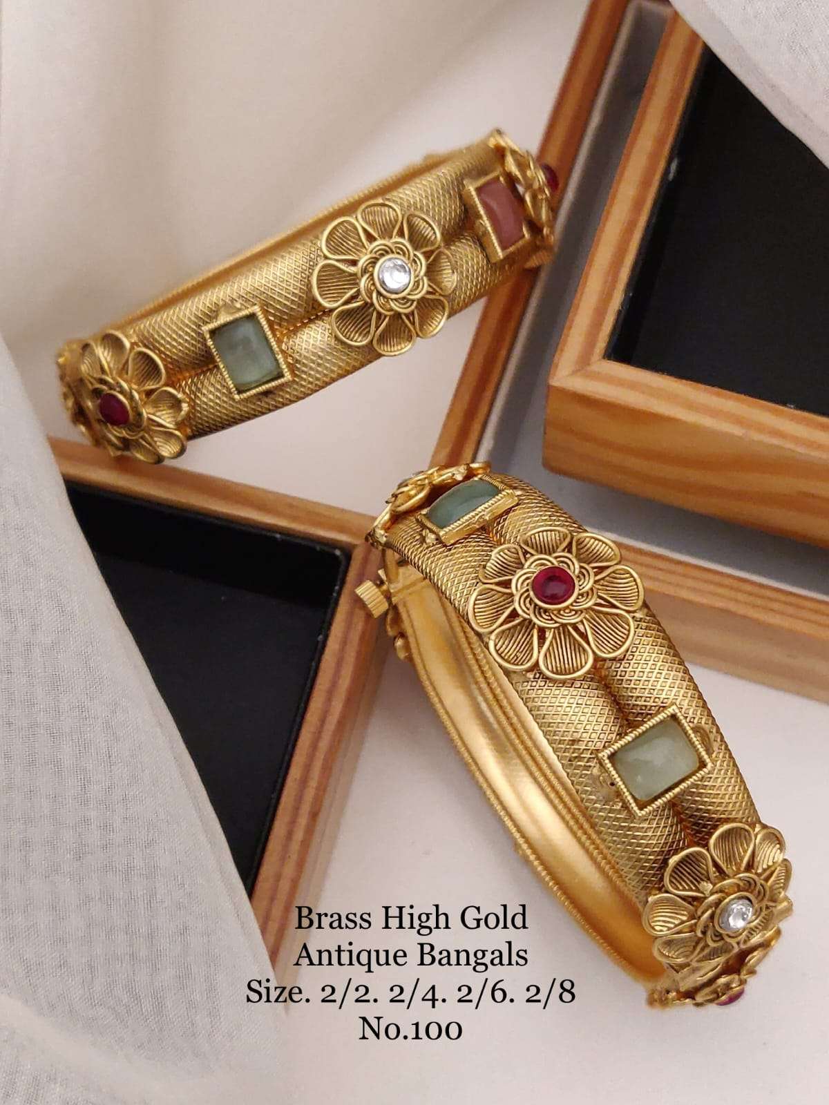ANTIQUE BANGALS BY FASHID WHOLESALE TRADITIONAL ARTIFICIAL JEWELLERY FOR INDIAN ATTIRE AT EXCLUSIVE RANGE.