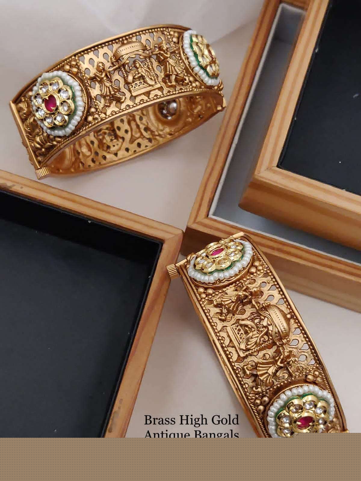 ANTIQUE BANGALS BY FASHID WHOLESALE TRADITIONAL ARTIFICIAL JEWELLERY FOR INDIAN ATTIRE AT EXCLUSIVE RANGE.