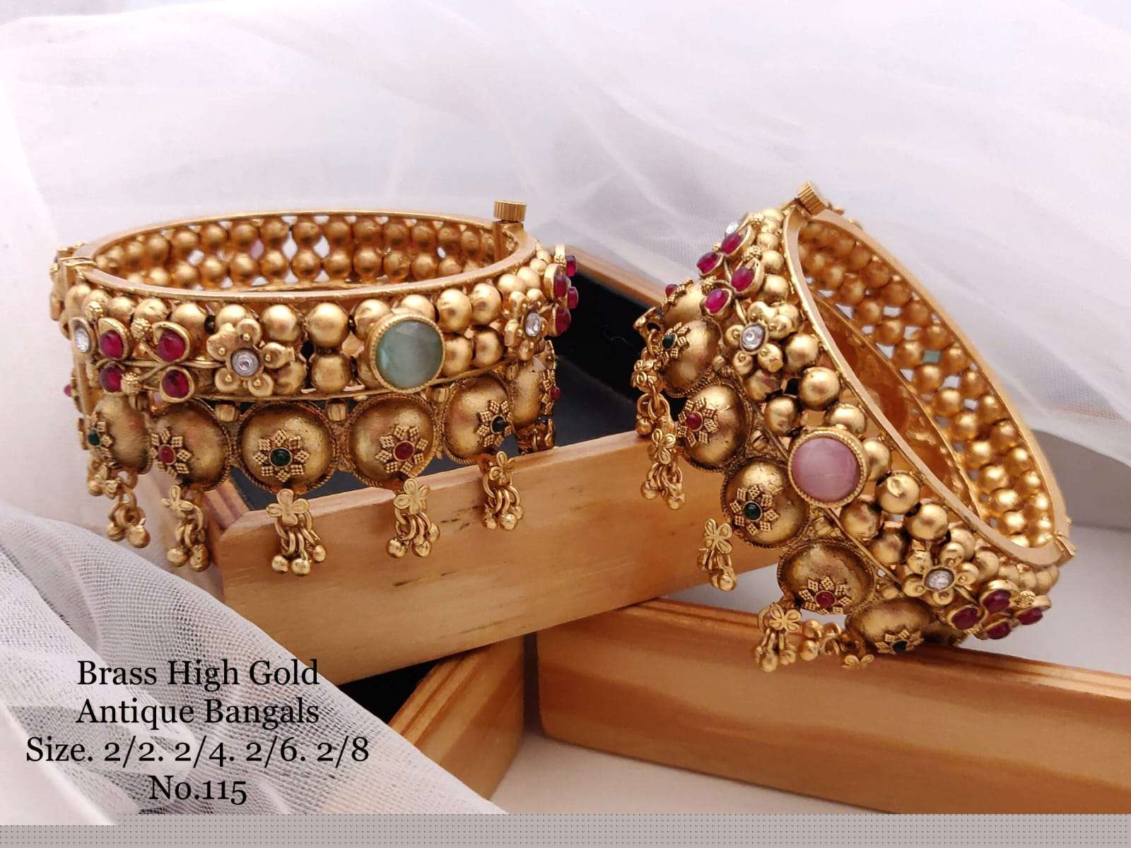 ANTIQUE BANGALS BY FASHID WHOLESALE TRADITIONAL ARTIFICIAL JEWELLERY FOR INDIAN ATTIRE AT EXCLUSIVE RANGE.