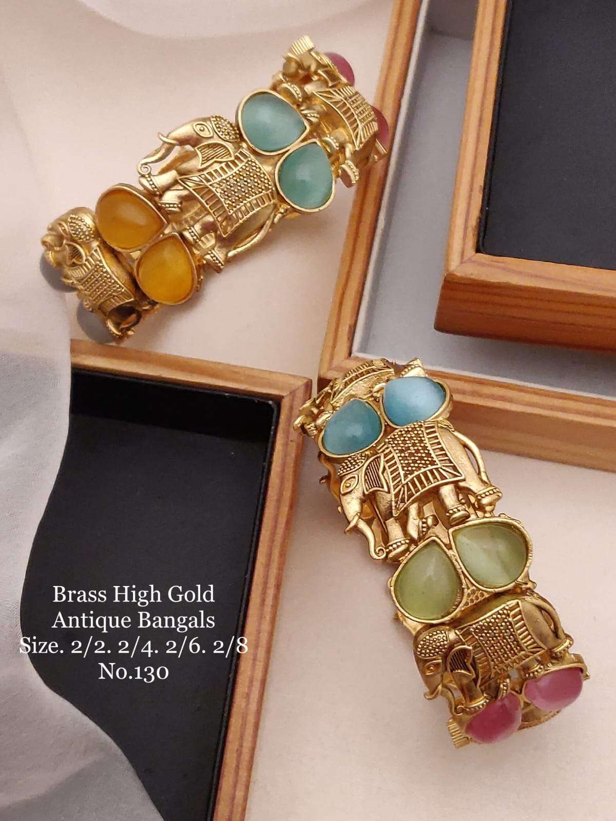 ANTIQUE BANGALS BY FASHID WHOLESALE TRADITIONAL ARTIFICIAL JEWELLERY FOR INDIAN ATTIRE AT EXCLUSIVE RANGE.