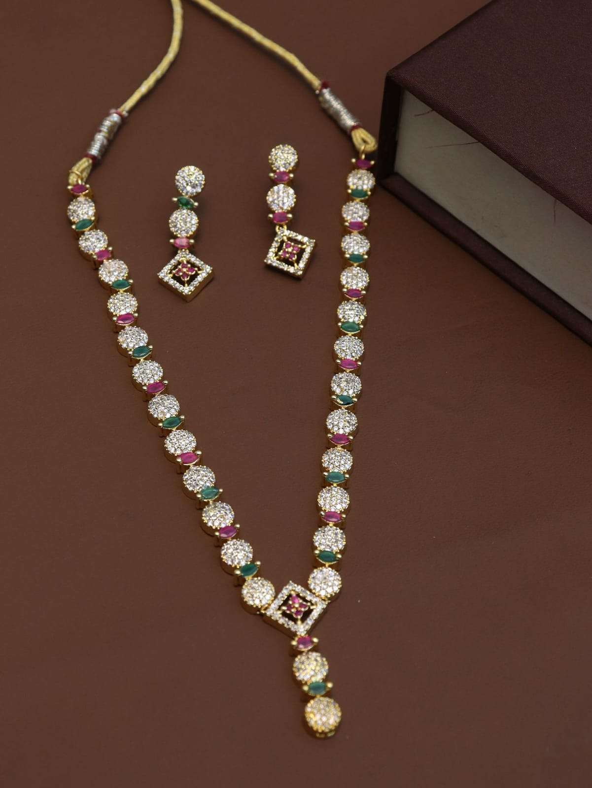 S-269 BY FASHID WHOLESALE TRADITIONAL IMITATION JEWELLERY FOR INDIAN ATTIRE AT EXCLUSIVE RANGE.