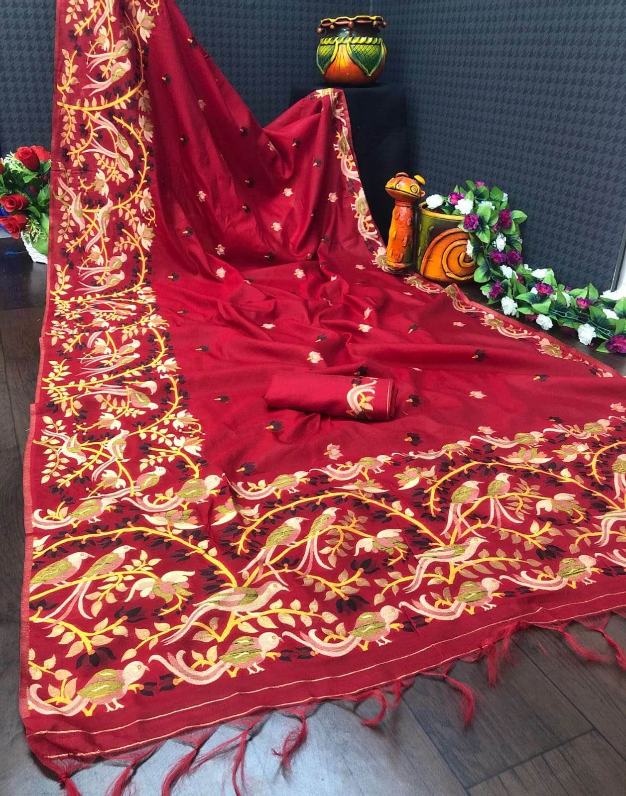 GRTN 9053 SERIES BY FASHID WHOLESALE 9053 TO 9058 SERIES INDIAN TRADITIONAL WEAR COLLECTION BEAUTIFUL STYLISH FANCY COLORFUL PARTY WEAR & OCCASIONAL WEAR HEAVY COTTON SAREES AT WHOLESALE PRICE