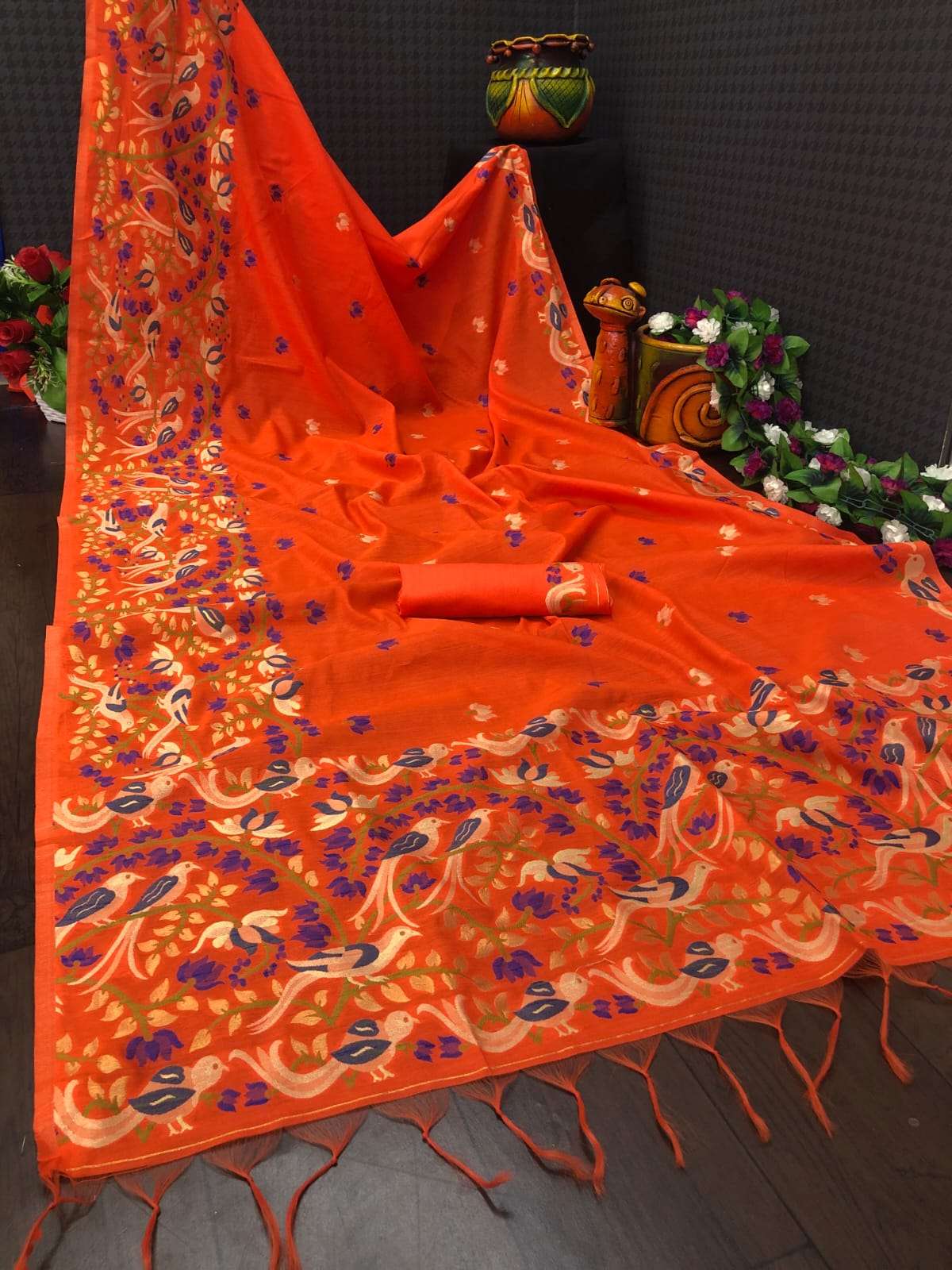 GRTN 9053 SERIES BY FASHID WHOLESALE 9053 TO 9058 SERIES INDIAN TRADITIONAL WEAR COLLECTION BEAUTIFUL STYLISH FANCY COLORFUL PARTY WEAR & OCCASIONAL WEAR HEAVY COTTON SAREES AT WHOLESALE PRICE