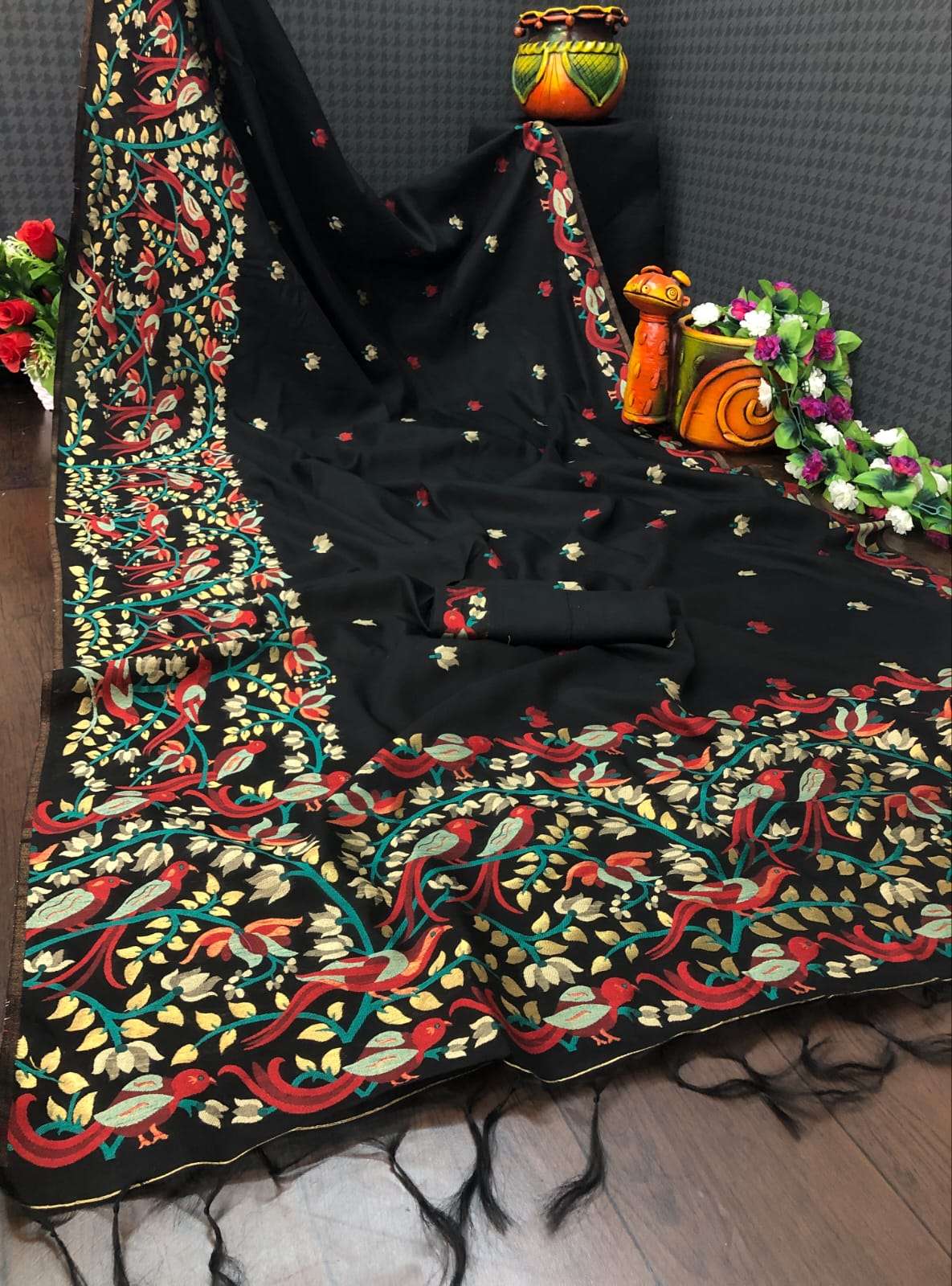 GRTN 9053 SERIES BY FASHID WHOLESALE 9053 TO 9058 SERIES INDIAN TRADITIONAL WEAR COLLECTION BEAUTIFUL STYLISH FANCY COLORFUL PARTY WEAR & OCCASIONAL WEAR HEAVY COTTON SAREES AT WHOLESALE PRICE