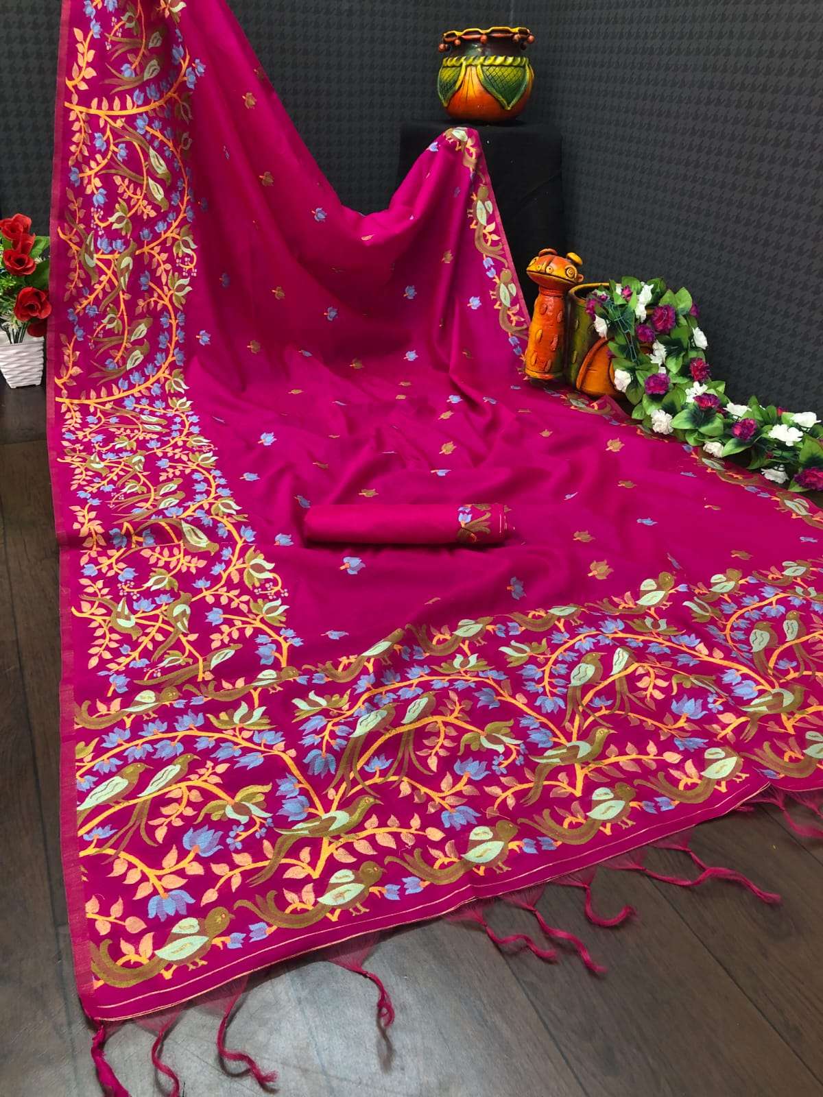 GRTN 9053 SERIES BY FASHID WHOLESALE 9053 TO 9058 SERIES INDIAN TRADITIONAL WEAR COLLECTION BEAUTIFUL STYLISH FANCY COLORFUL PARTY WEAR & OCCASIONAL WEAR HEAVY COTTON SAREES AT WHOLESALE PRICE