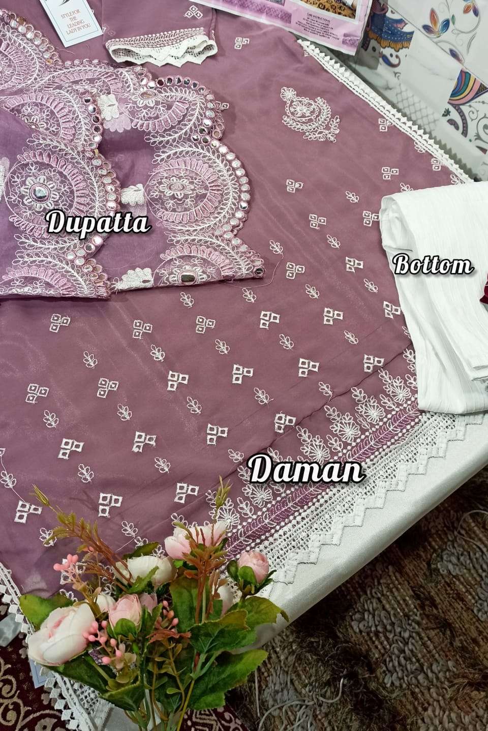 AL SAFA 3018 COLOURS BY AL SAFA 3018-A TO 3018-C SERIES BEAUTIFUL PAKISTANI SUITS COLORFUL STYLISH FANCY CASUAL WEAR & ETHNIC WEAR FAUX GEORGETTE DRESSES AT WHOLESALE PRICE