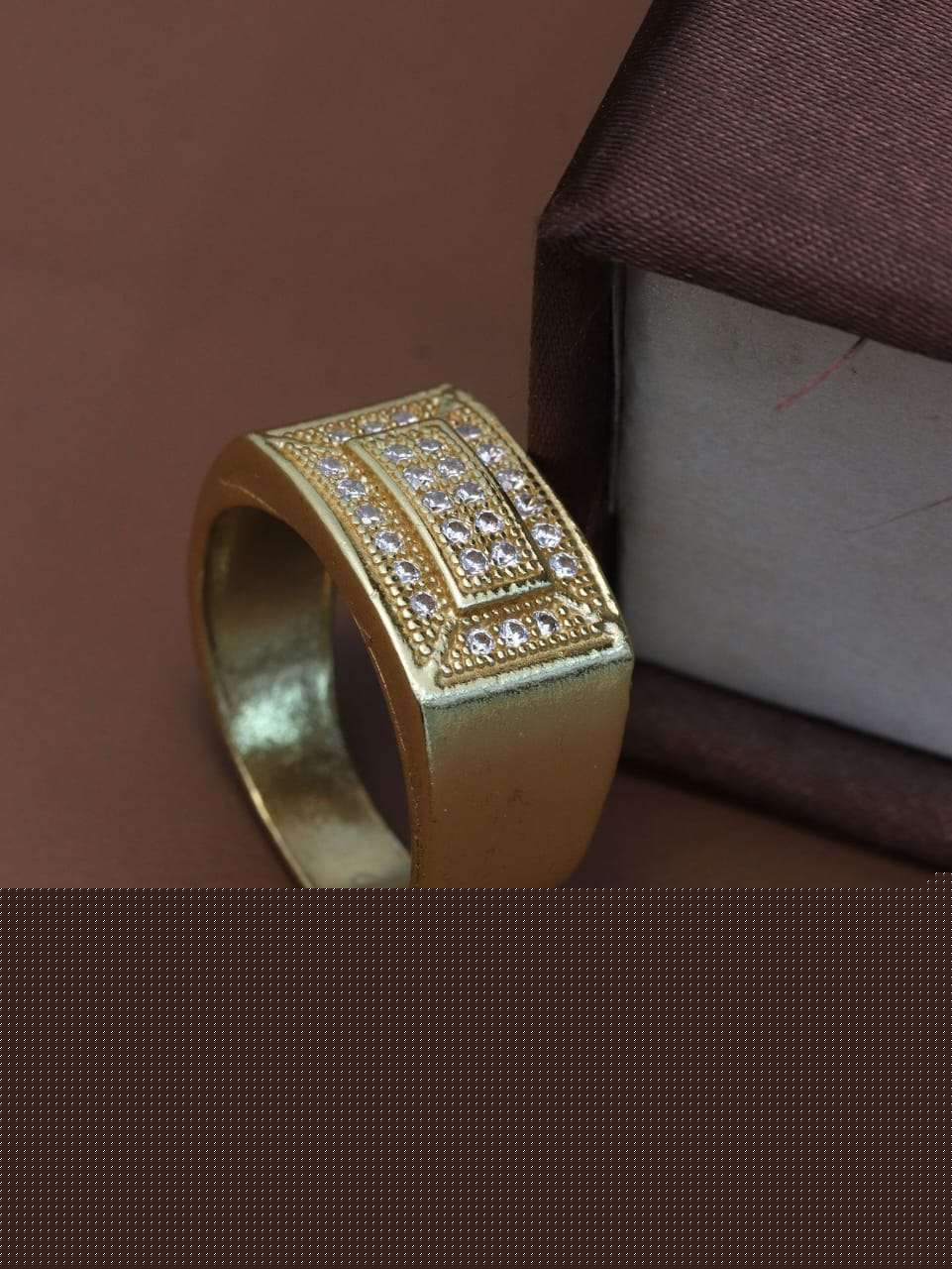 R-177 BY FASHID WHOLESALE TRADITIONAL IMITATION JEWELLERY FOR INDIAN ATTIRE AT EXCLUSIVE RANGE.