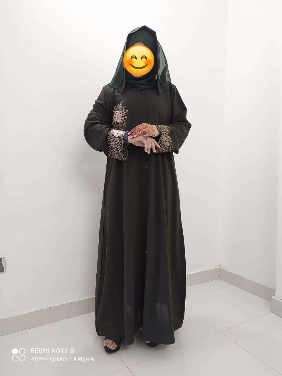 SLEEVES CUT BY FASHID WHOLESALE 01 TO 04 SERIES BEAUTIFUL STYLISH FANCY COLORFUL CASUAL WEAR & ETHNIC WEAR FANCY BURQA AT WHOLESALE PRICE