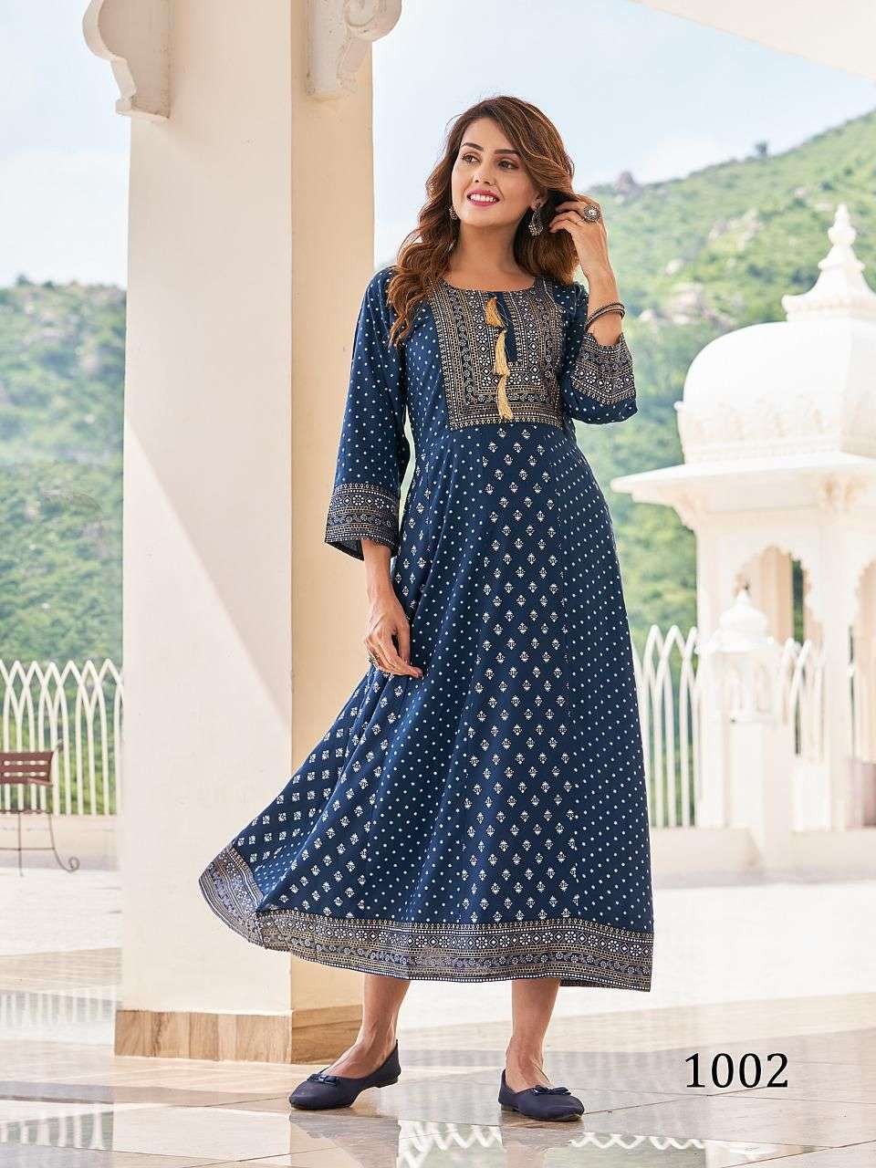 QUEEN VOL-1 BY BANWERY FASHION 1001 TO 1008 SERIES BEAUTIFUL STYLISH FANCY COLORFUL CASUAL WEAR & ETHNIC WEAR RAYON FOIL GOWNS AT WHOLESALE PRICE