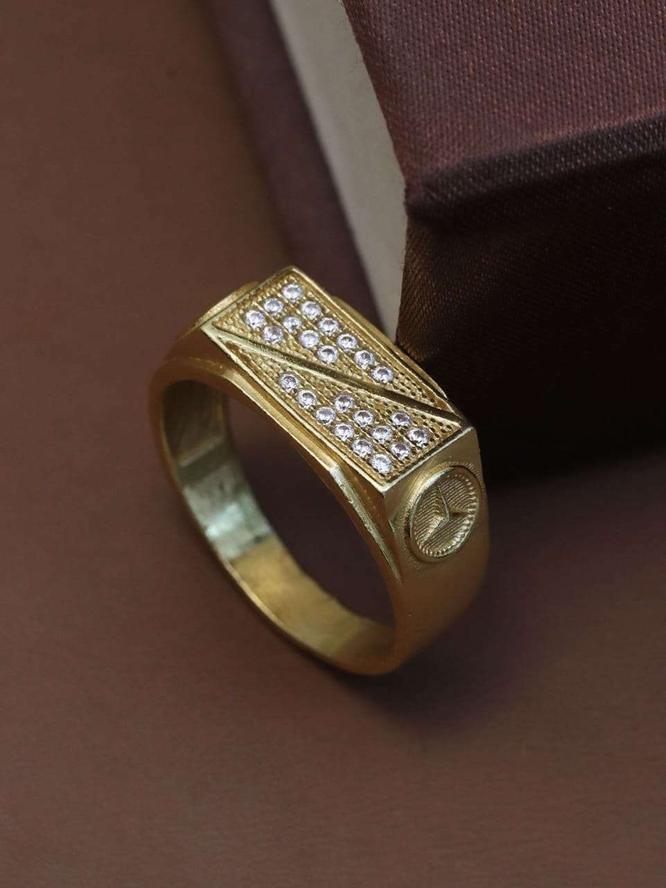 R-197 SERIES BY FASHID WHOLESALE 197 TO 199 SERIES TRADITIONAL IMITATION JEWELLERY FOR INDIAN ATTIRE AT EXCLUSIVE RANGE.